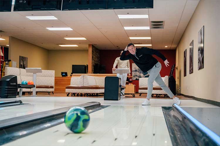 Corey_Dykstra_Bowling750x500.jpg